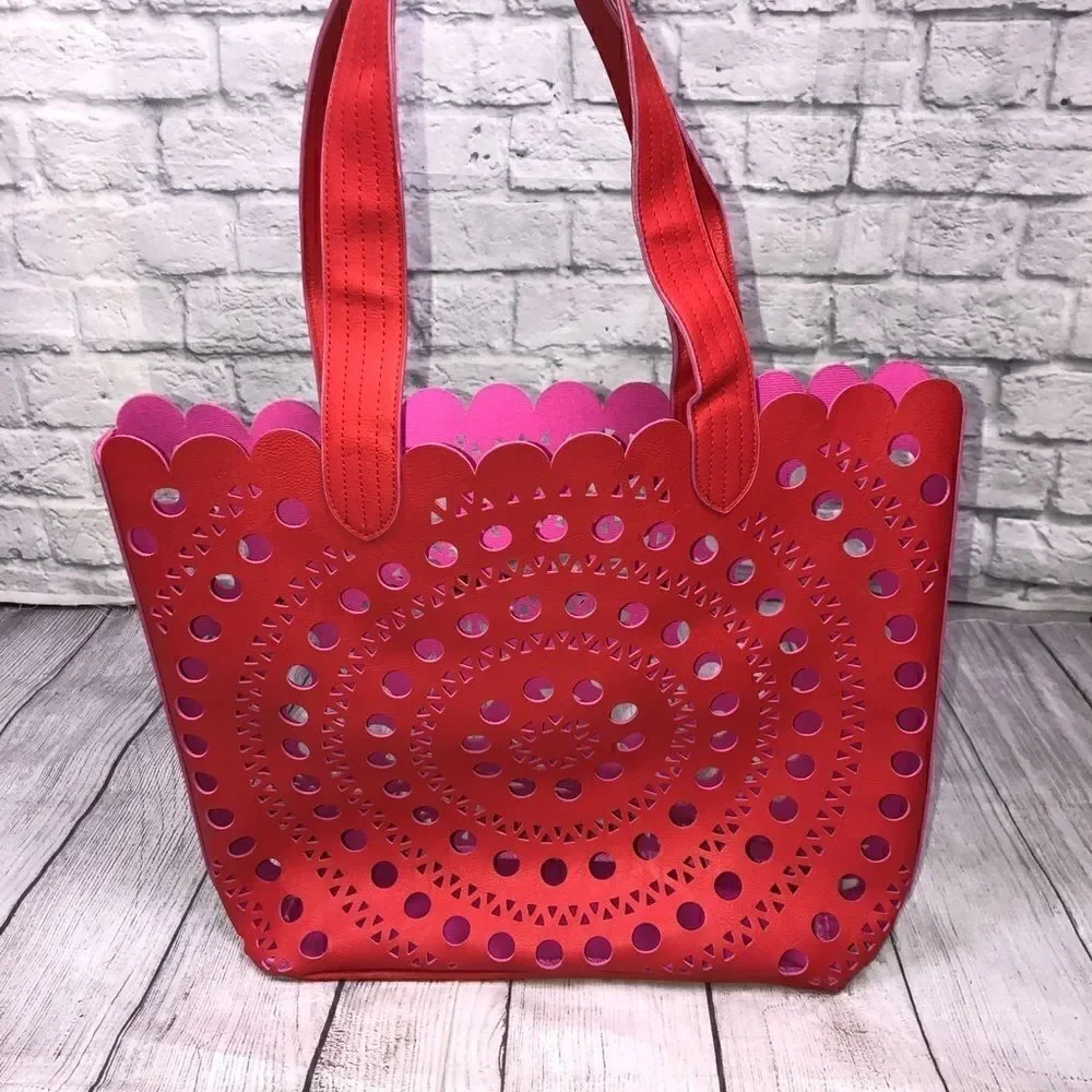 Elizabeth Arden laser cut tote red/purple-pink OS